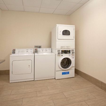 Hilton Garden Inn Fort Collins Dış mekan fotoğraf