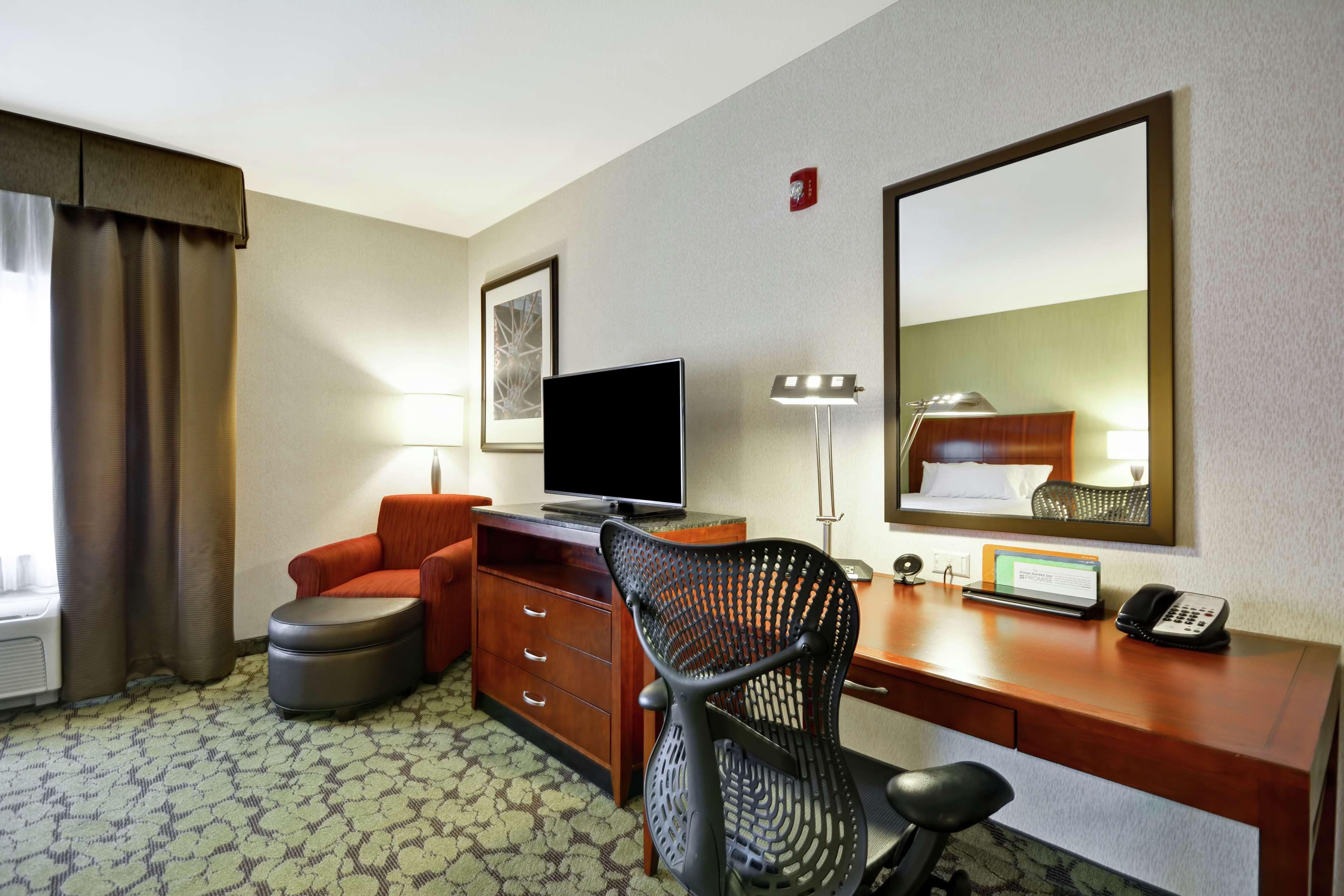 Hilton Garden Inn Fort Collins Dış mekan fotoğraf