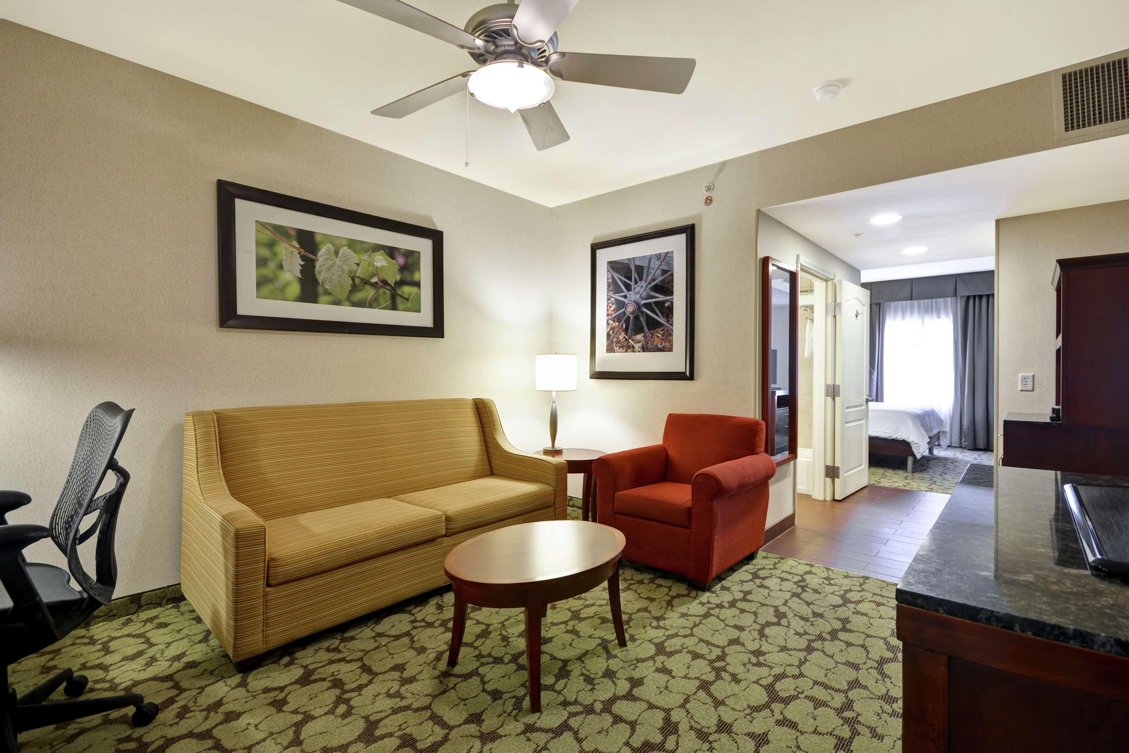 Hilton Garden Inn Fort Collins Dış mekan fotoğraf