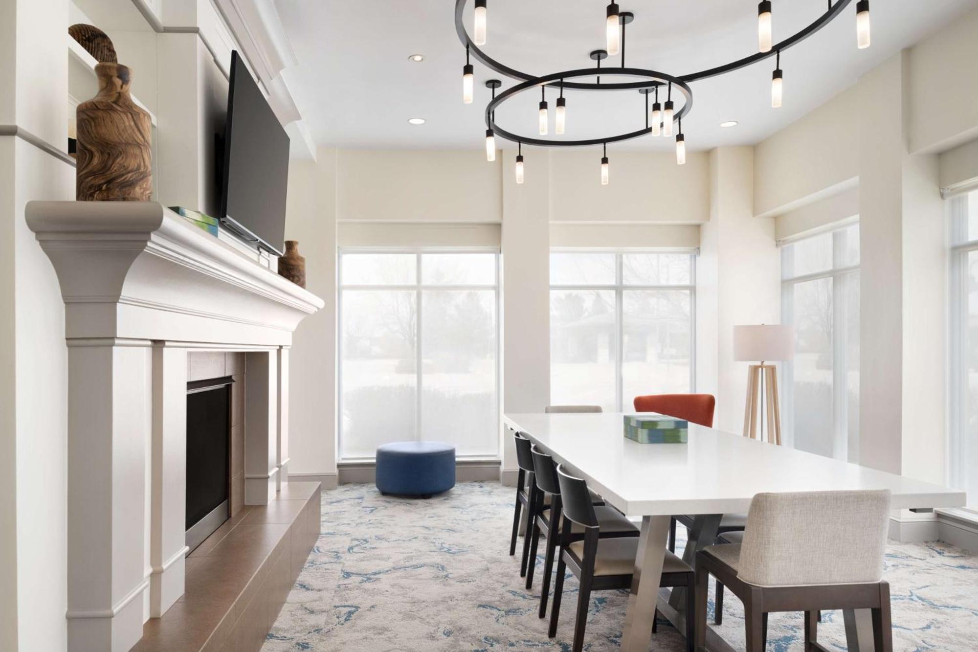 Hilton Garden Inn Fort Collins Dış mekan fotoğraf